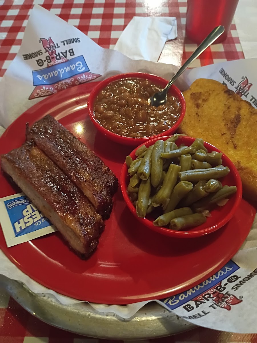 Bandana's Bar-B-Q Mt. Vernon Il-3